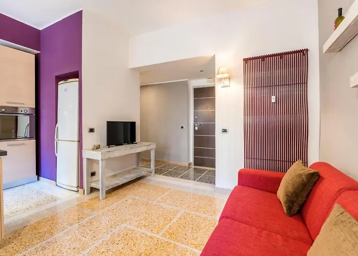 Luigi's Home, Cozy Metro San Paolo Apartament
